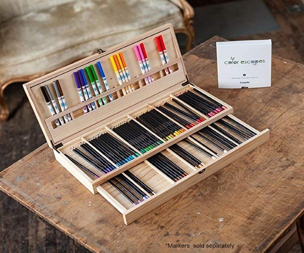 Crayola 04-0112 Color Excapes Wooden Art Case